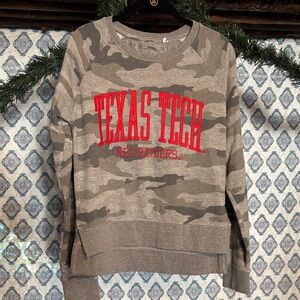 Texas Tech Embroidered Sweatshirt Size Small